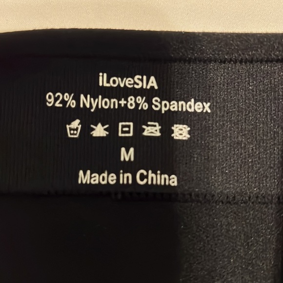 Bundle of 3 nursing tanks - Picture 3 of 3